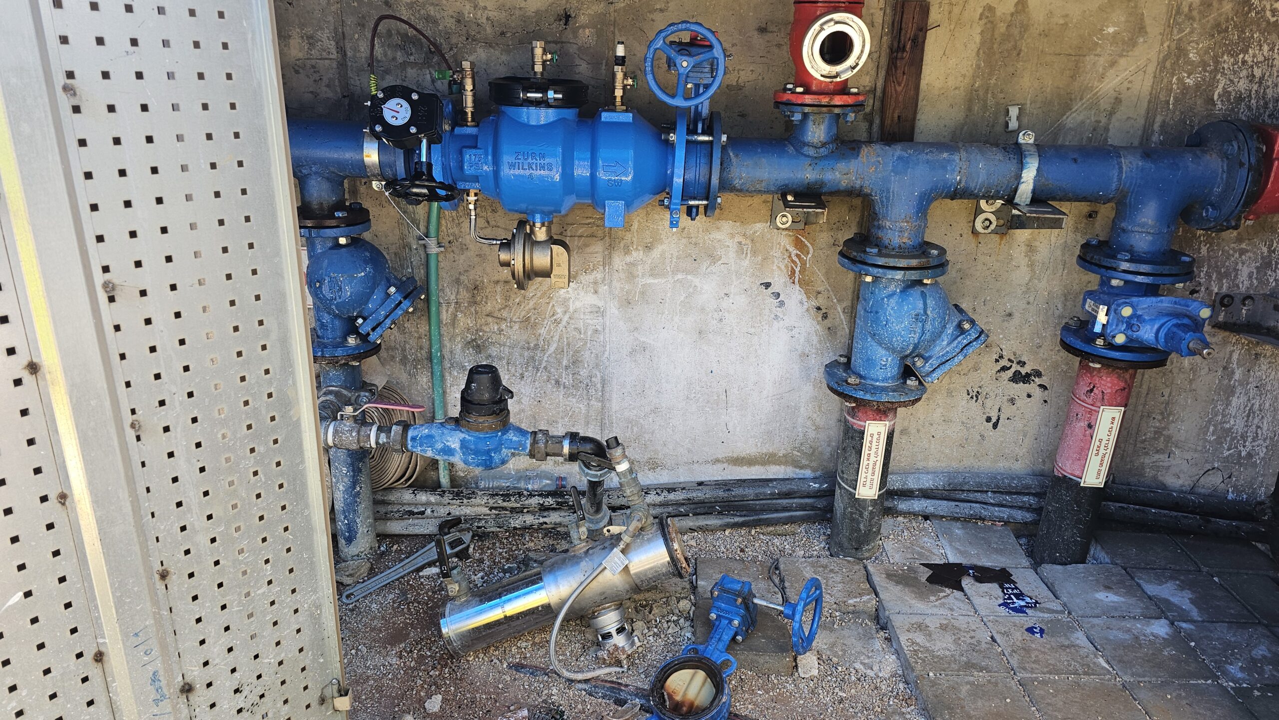 מז"ח לבריכה: למה הוא חיוני ואיך לבחור נכון?